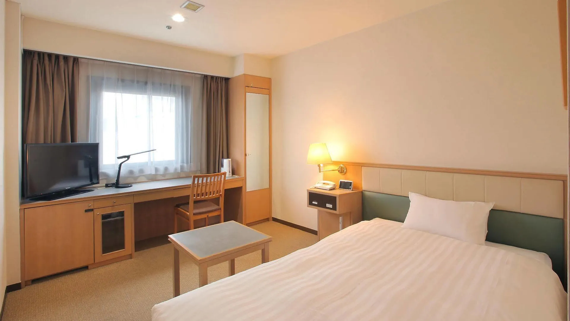 Odakyu Station Hotel Hon-Atsugi  Atsugi